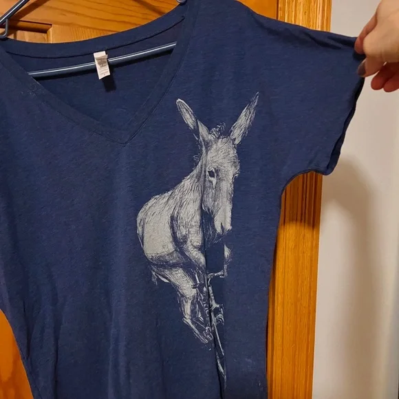Donkey on a bicycle T-shirt - Picture 2 of 4